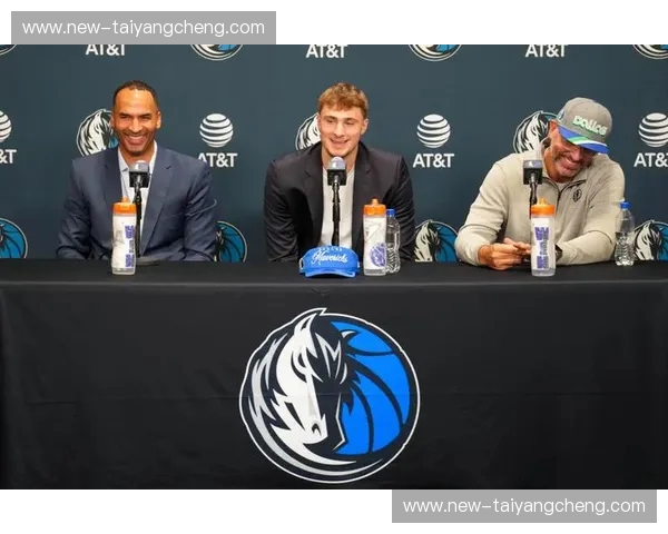 独行侠新闻:从赛场到心间,带你看见不一样的达拉斯 独行侠新闻:从赛场到心间,带你看见不一样的达拉斯